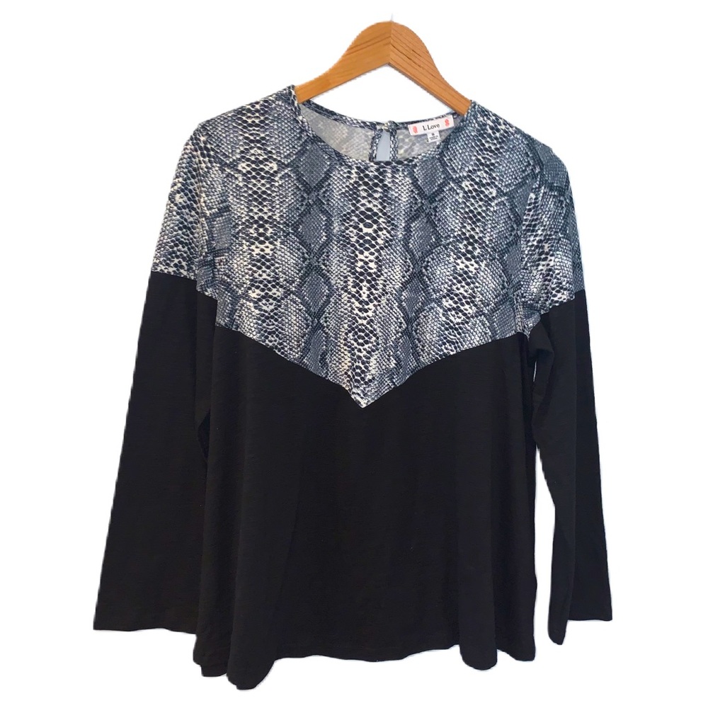 L. Love Black Long Sleeve Snakeskin Top Size Small